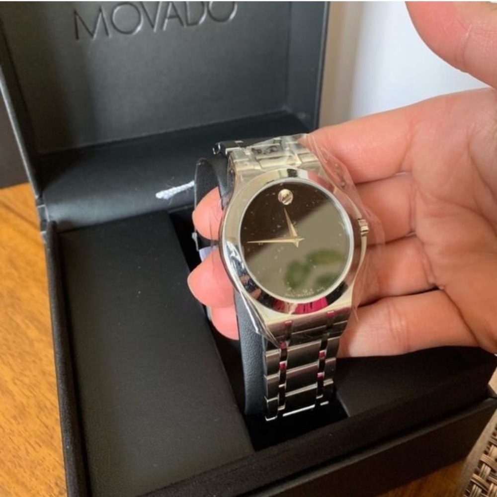 SOLD⛔️Authentic Movado 40 Corporate Stainless steel watch - Picture 2 of 8